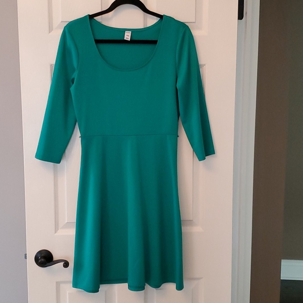 3/4 Sleeve Green Fit n Flare Dress - M